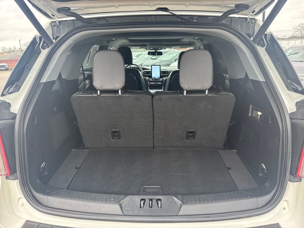 Used 2023 Ford Explorer Limited w/ Limited Technology Package image 25