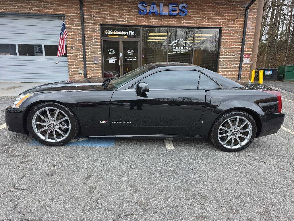 Used 2008 Cadillac XLR V image 3