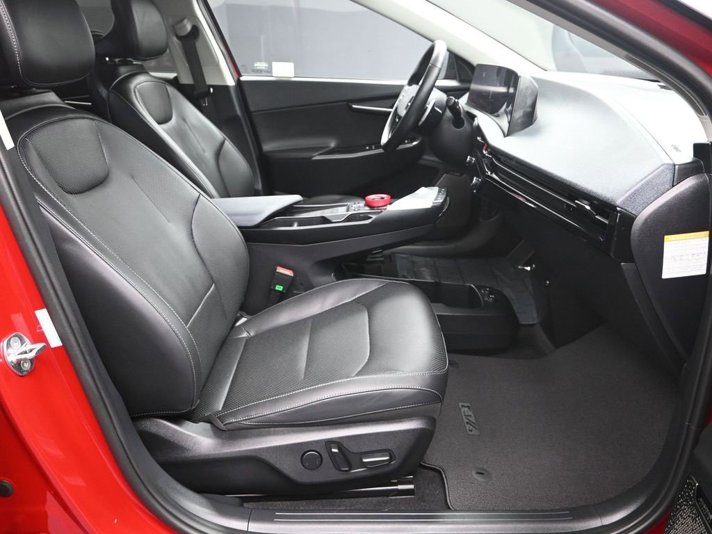 Certified 2023 Kia EV6 Wind w/ Wind Technology Package image 39