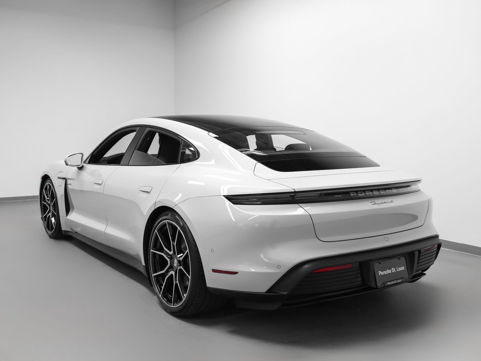 New 2026 Porsche Taycan AWD/4WD image 3