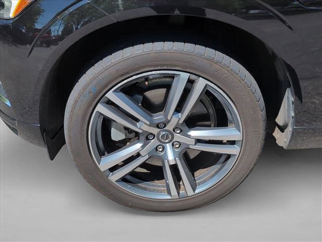 Used 2021 Volvo XC60 T8 Inscription Expression w/ Climate Package image 24