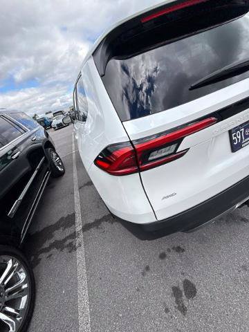 Used 2024 Toyota Grand Highlander AWD image 16