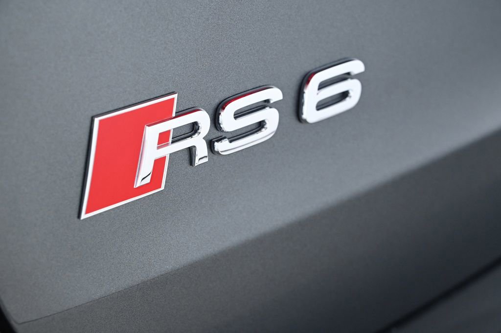 New 2025 Audi RS 6 performance image 24