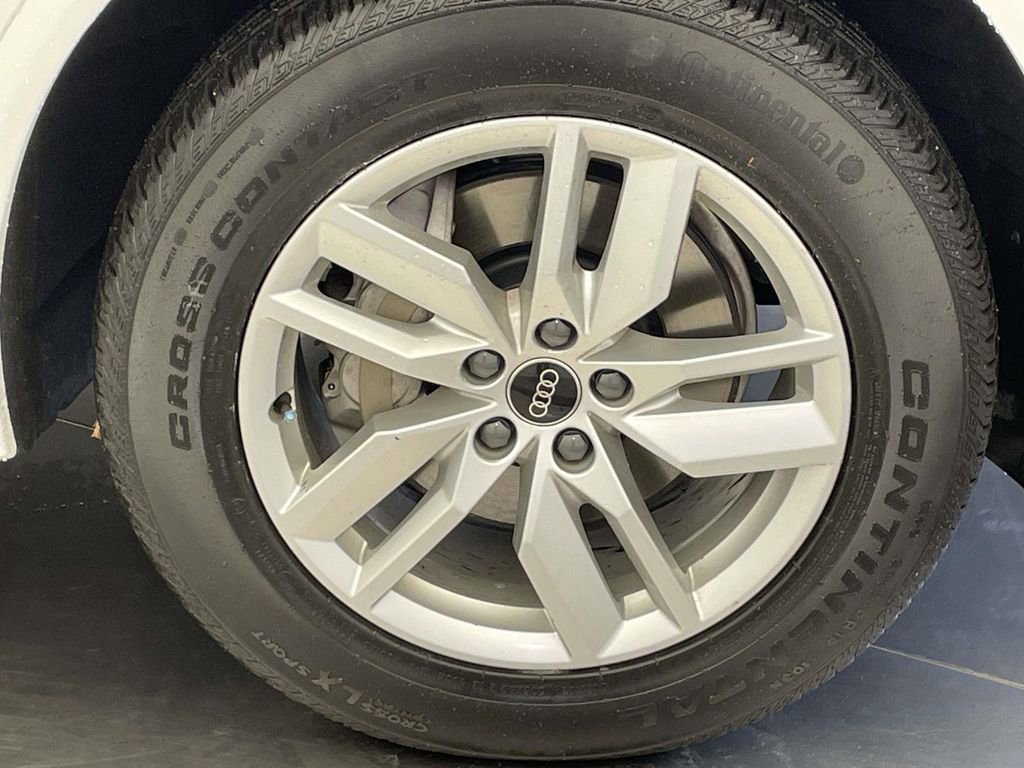 Certified 2023 Audi Q5 2.0T Premium w/ Convenience Package image 14