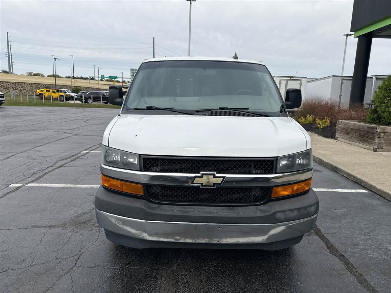 Used 2019 Chevrolet Express 2500 w/ Driver Convenience Package RWD image 3