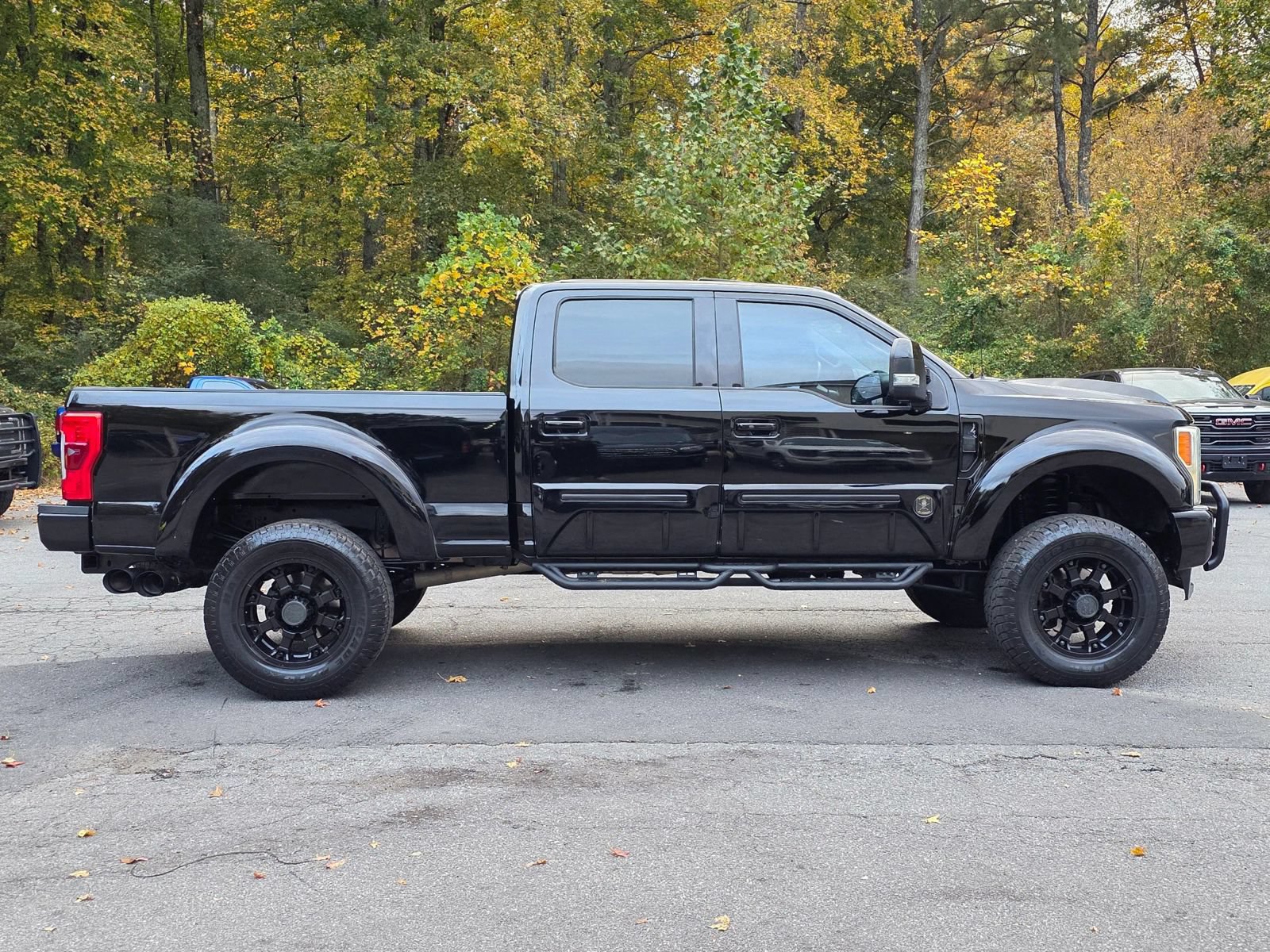 Used 2017 Ford F250 Lariat w/ Lariat Ultimate Package AWD/4WD image 9
