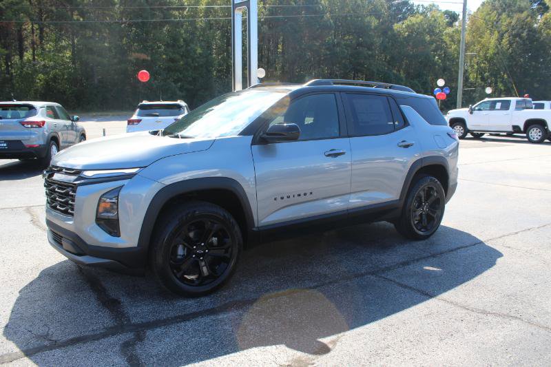 New 2026 Chevrolet Equinox LT w/ Midnight Edition image 2
