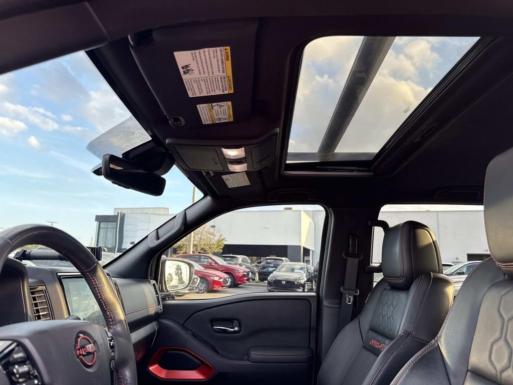 Used 2024 Nissan Frontier PRO-4X w/ Pro Premium Package image 30