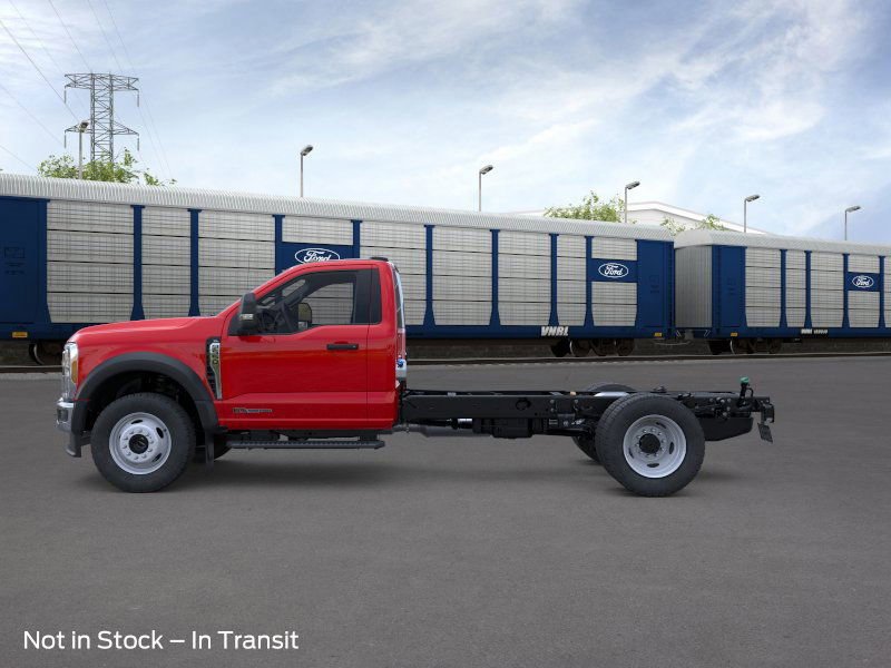 New 2026 Ford F550 4x4 Regular Cab Super Duty image 3