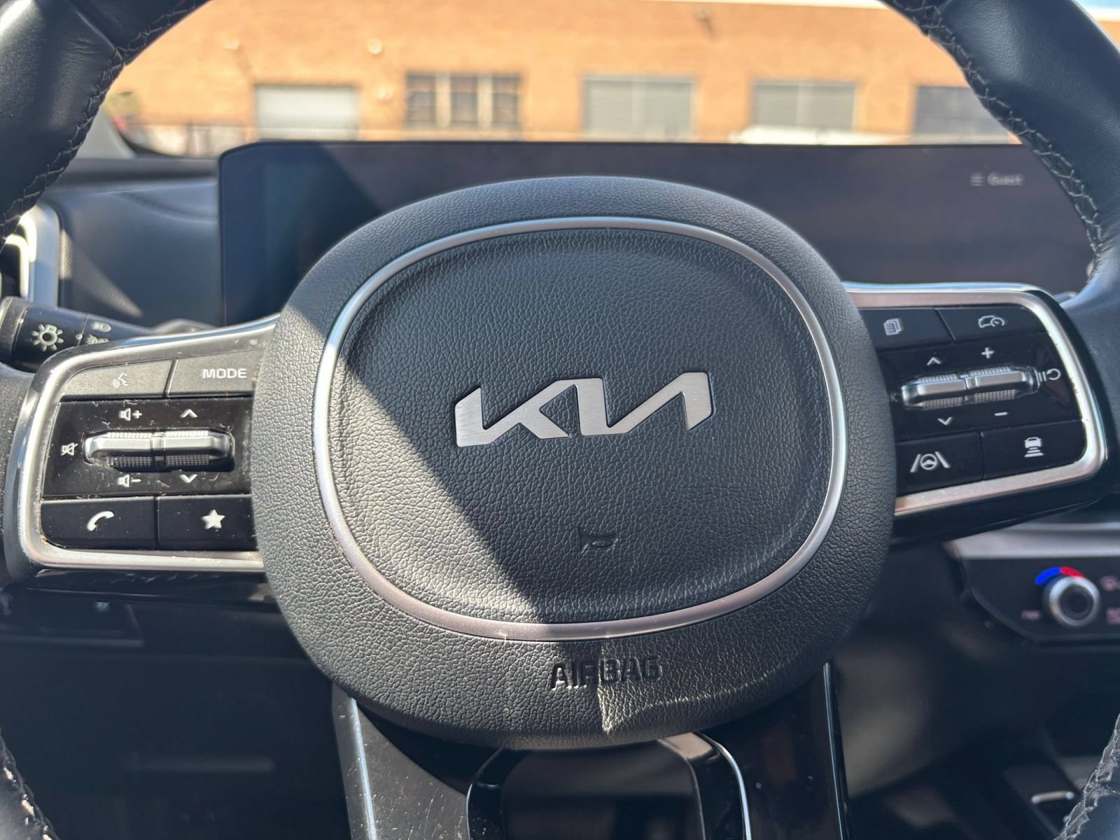 Used 2024 Kia Sorento S AWD/4WD image 30