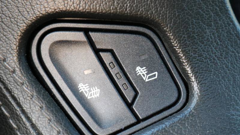 Used 2019 Chevrolet Suburban LT image 15