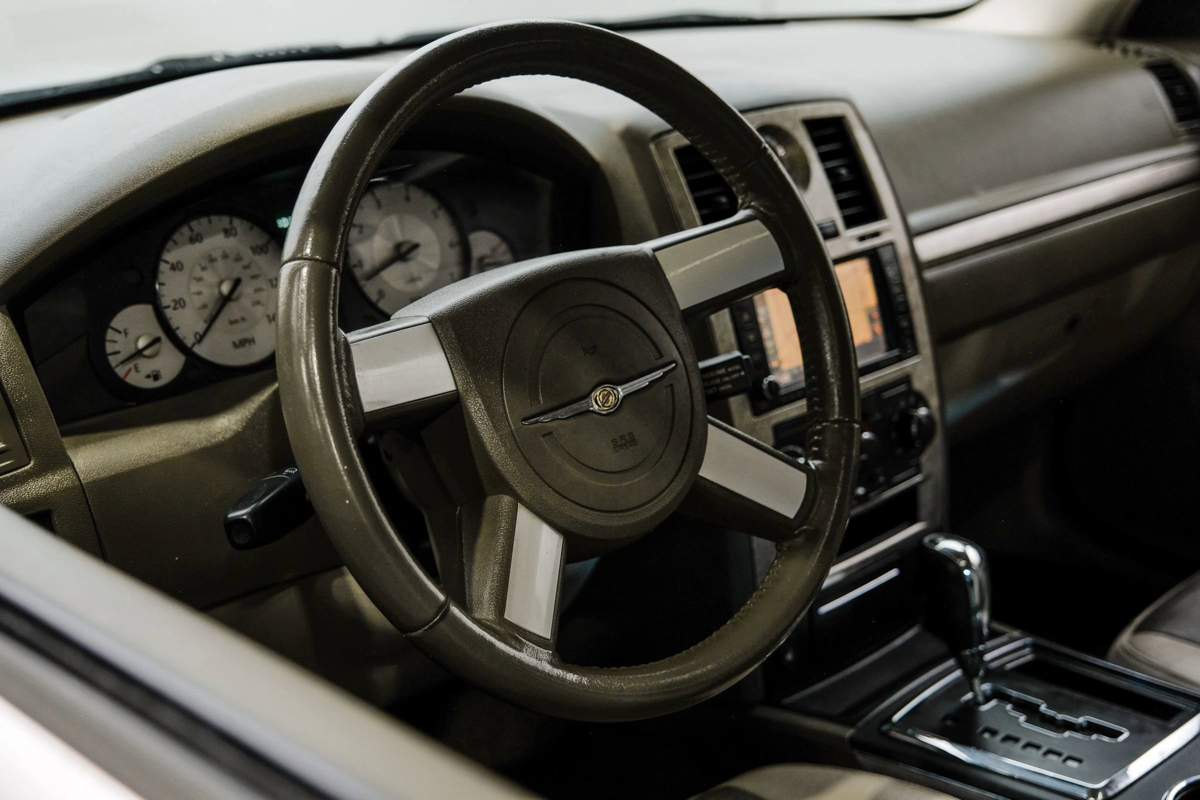 Used 2008 Chrysler 300 Touring image 21