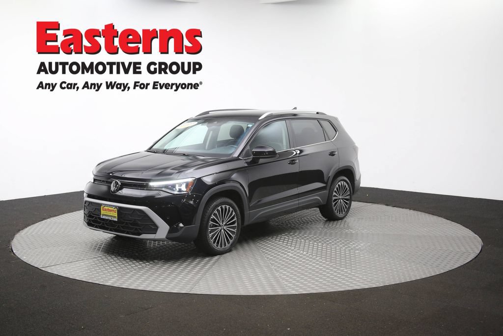 Used 2025 Volkswagen Taos SE FWD image 55
