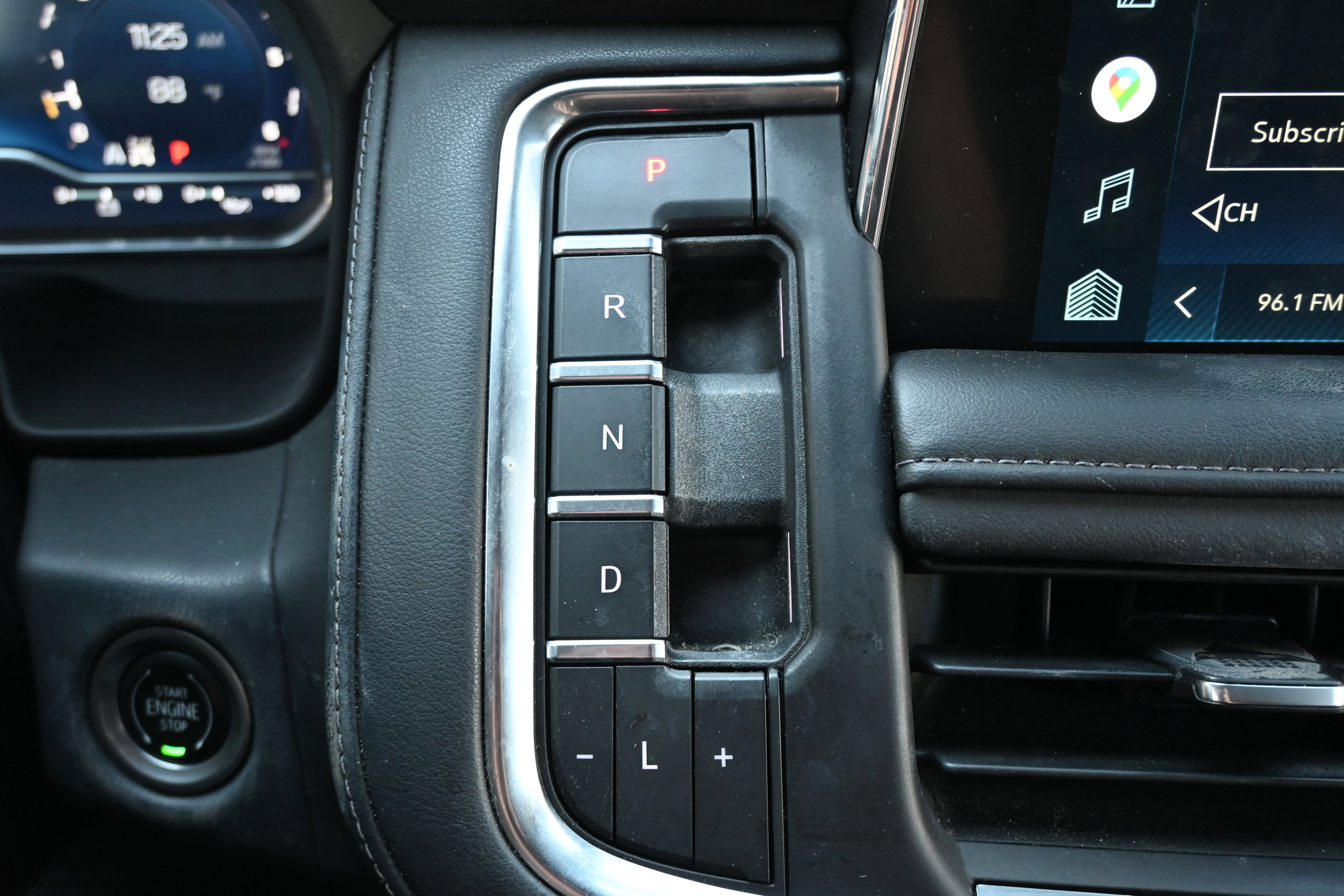 Used 2022 Chevrolet Tahoe Z71 w/ Luxury Package image 27