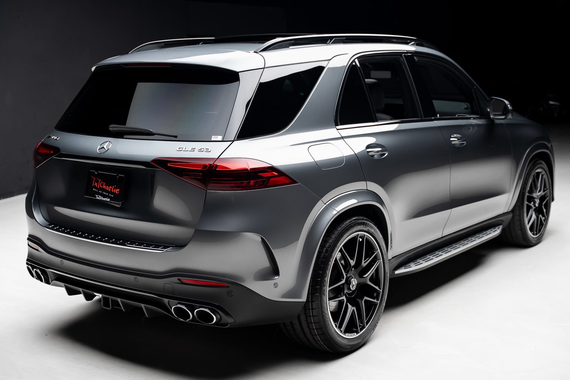 Used 2025 Mercedes-Benz GLE 53 AMG 4MATIC w/ Driver Assistance Package image 36