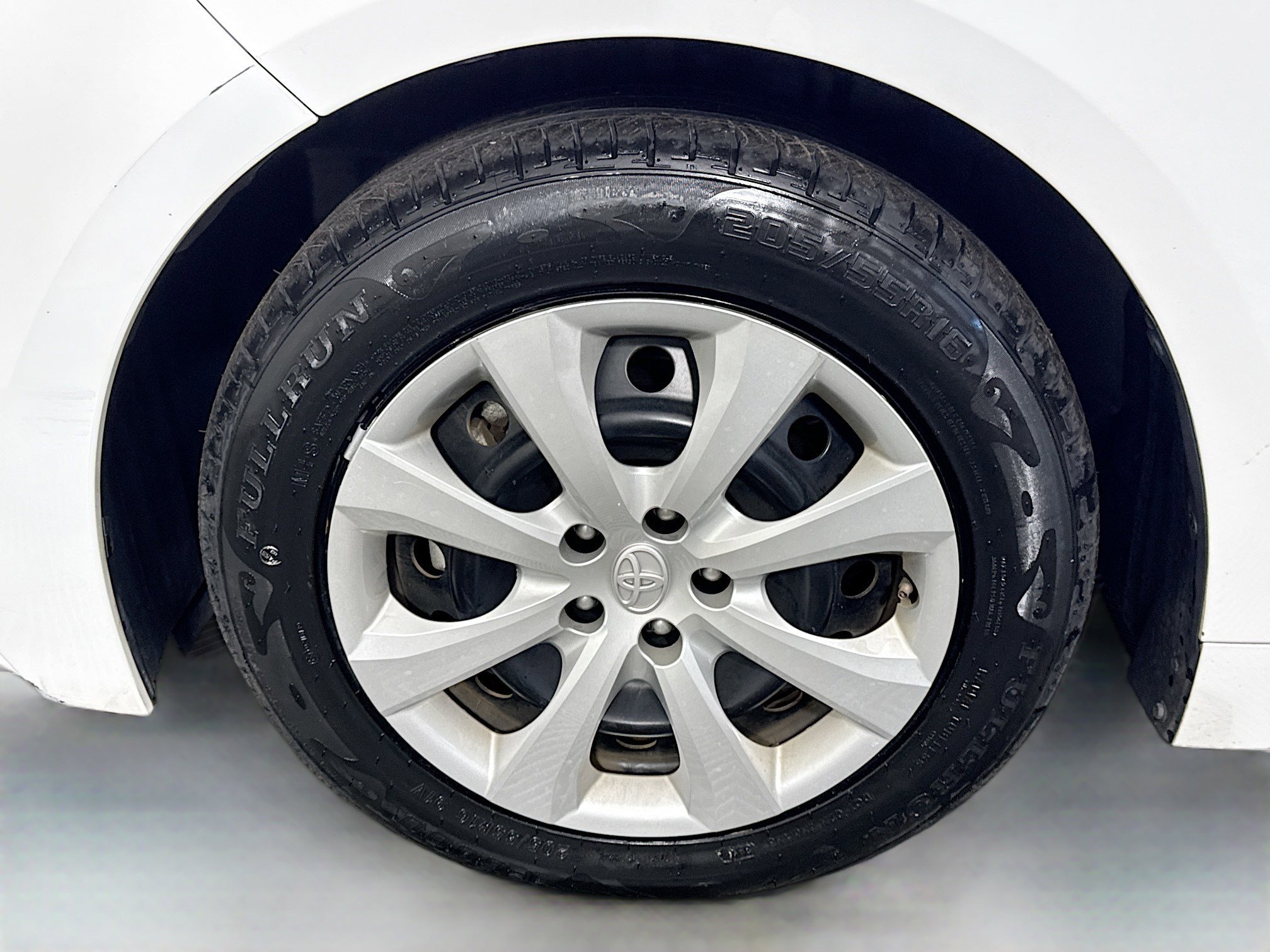 Used 2024 Toyota Corolla LE image 37