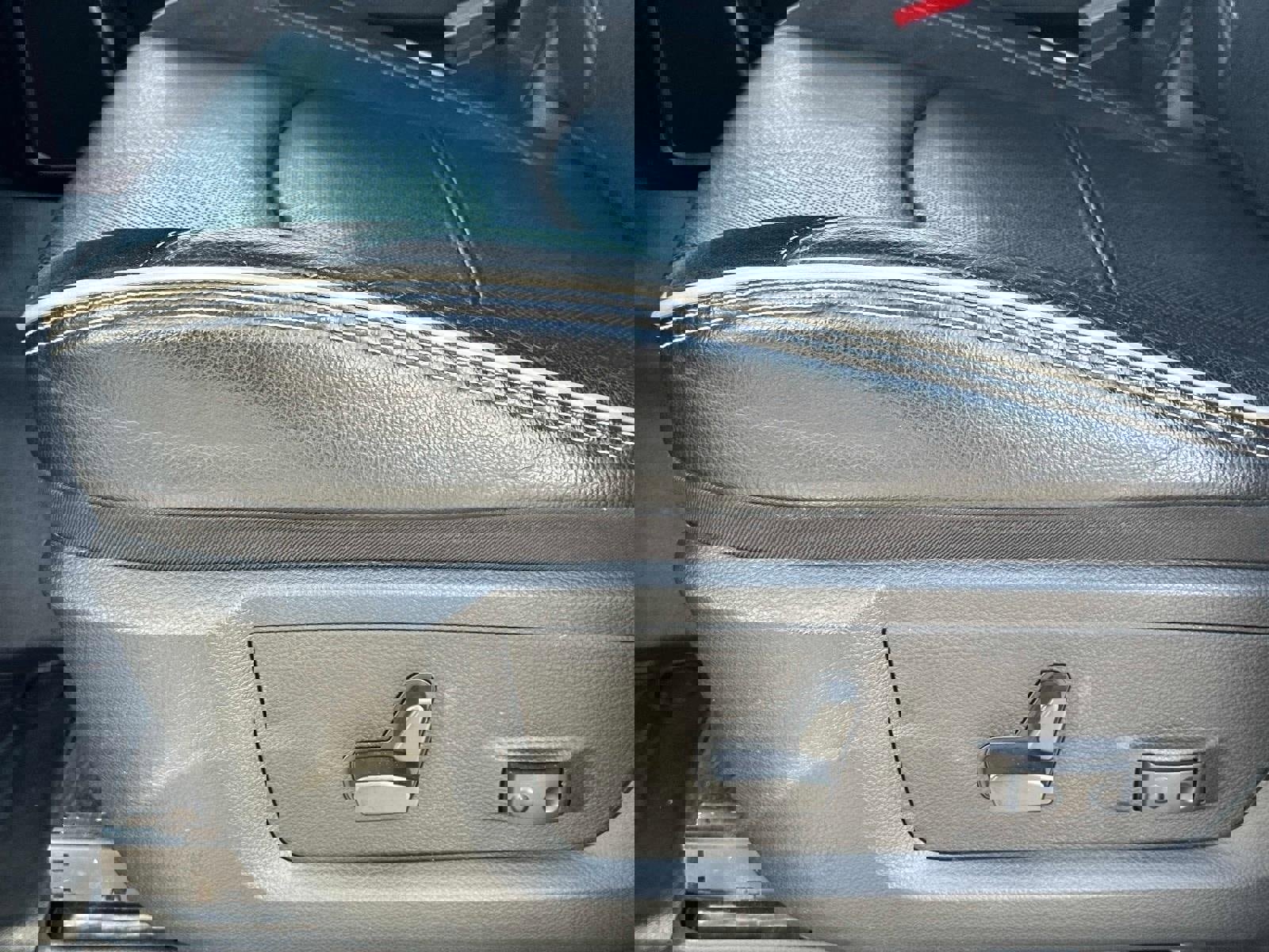 Used 2022 RAM 3500 Laramie image 23