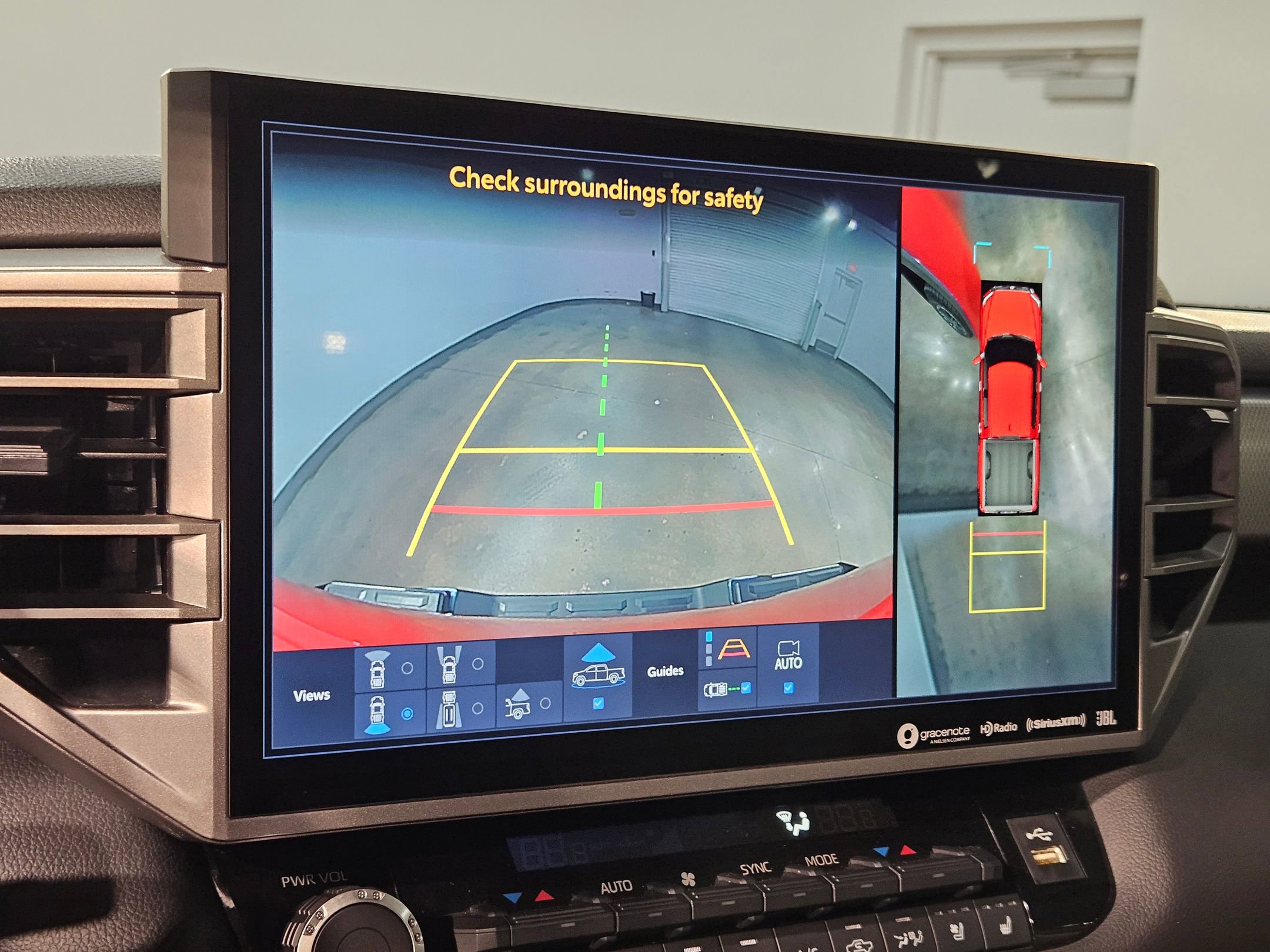 Used 2024 Toyota Tundra Limited image 31