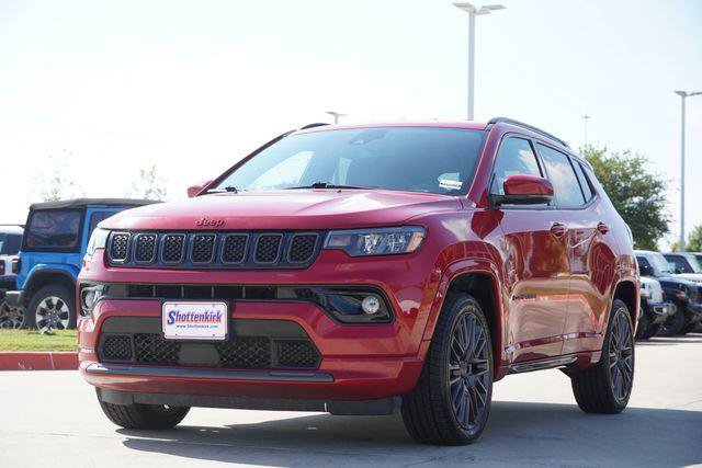 Certified 2023 Jeep Compass Limited image 3