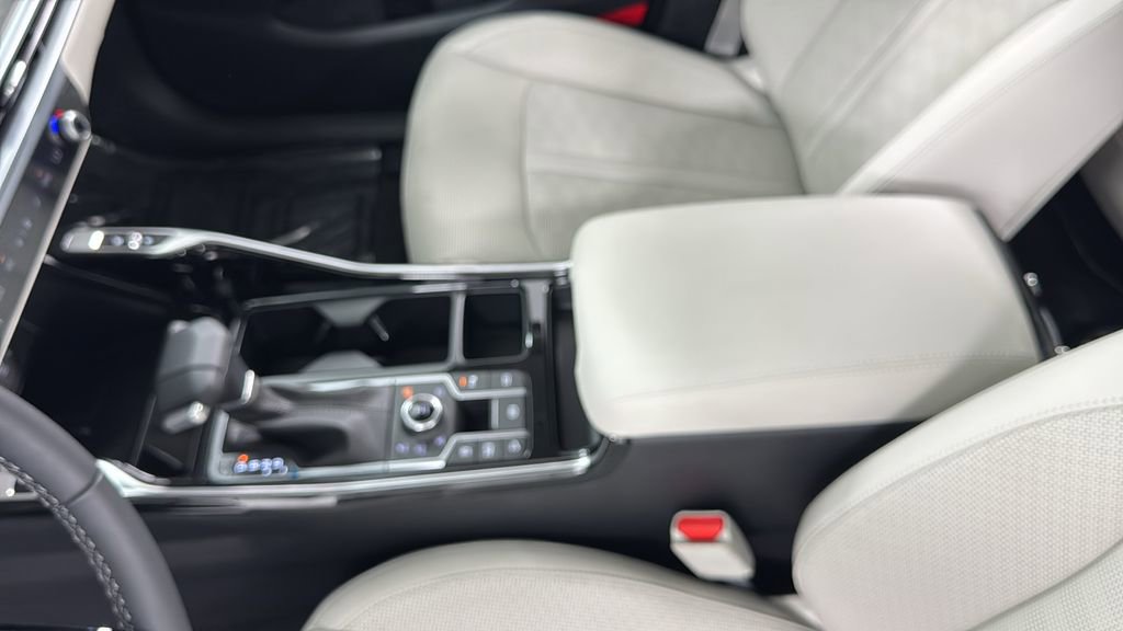 New 2025 Kia Sorento SX image 35