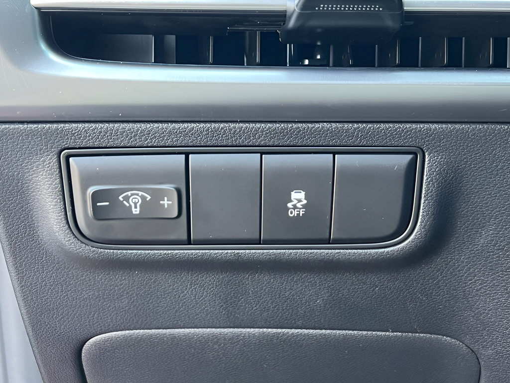 Certified 2026 Hyundai Tucson SE FWD image 19