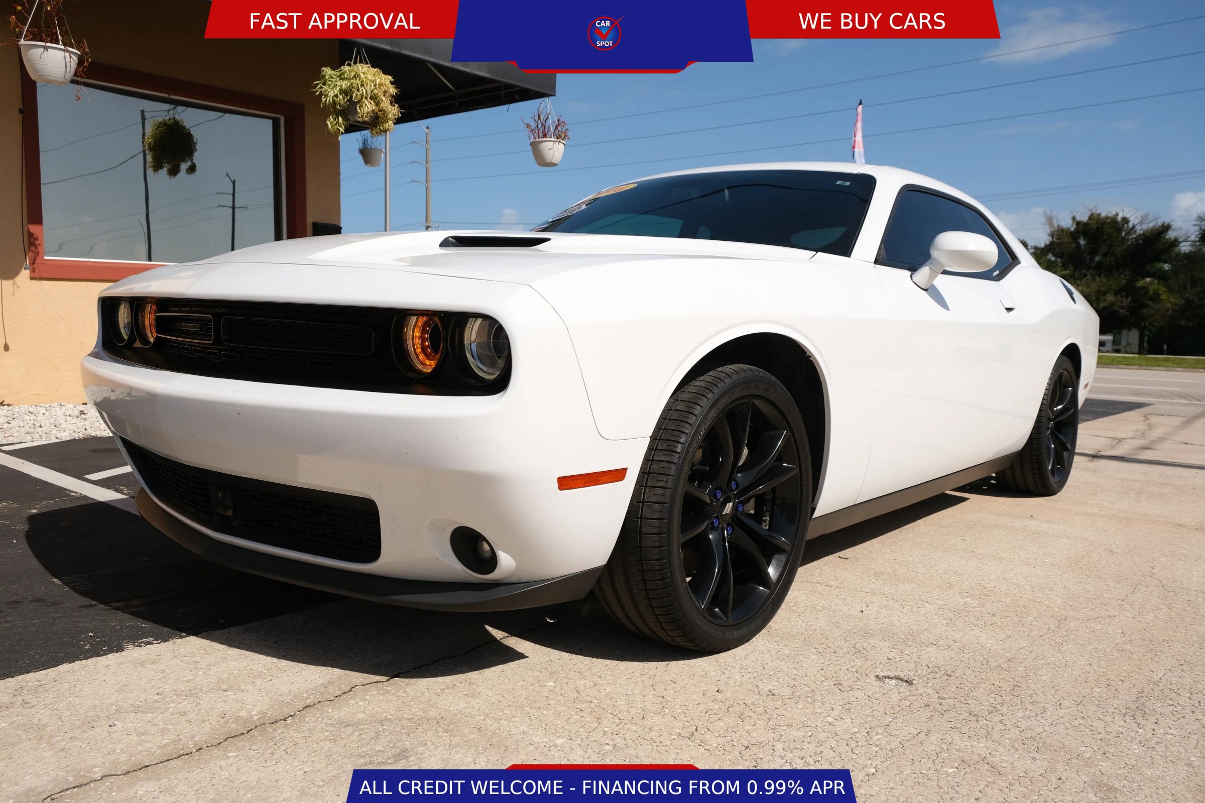Used 2018 Dodge Challenger SXT Plus RWD image 1