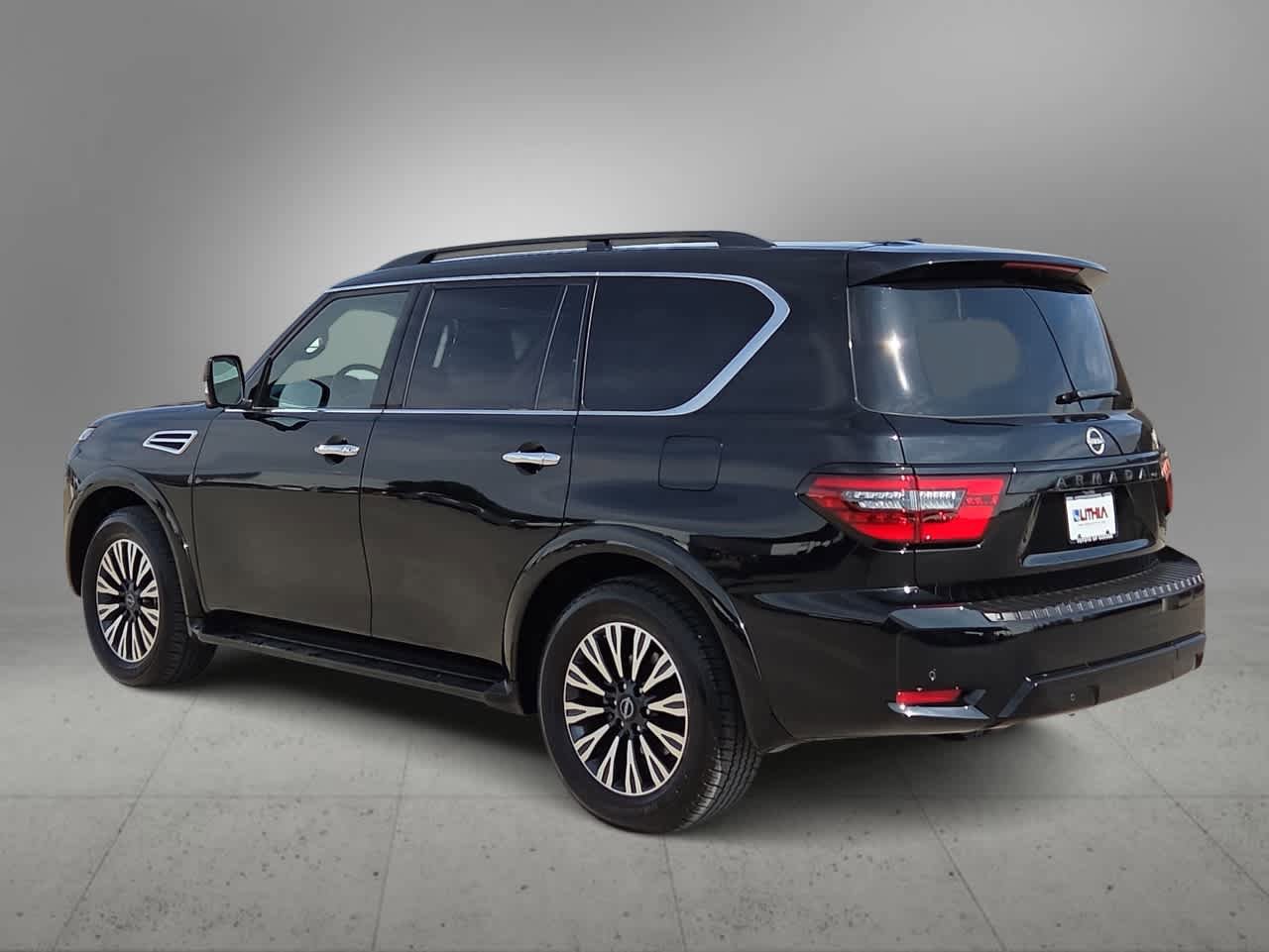 Used 2024 Nissan Armada SL w/ Midnight Edition Package AWD/4WD image 6