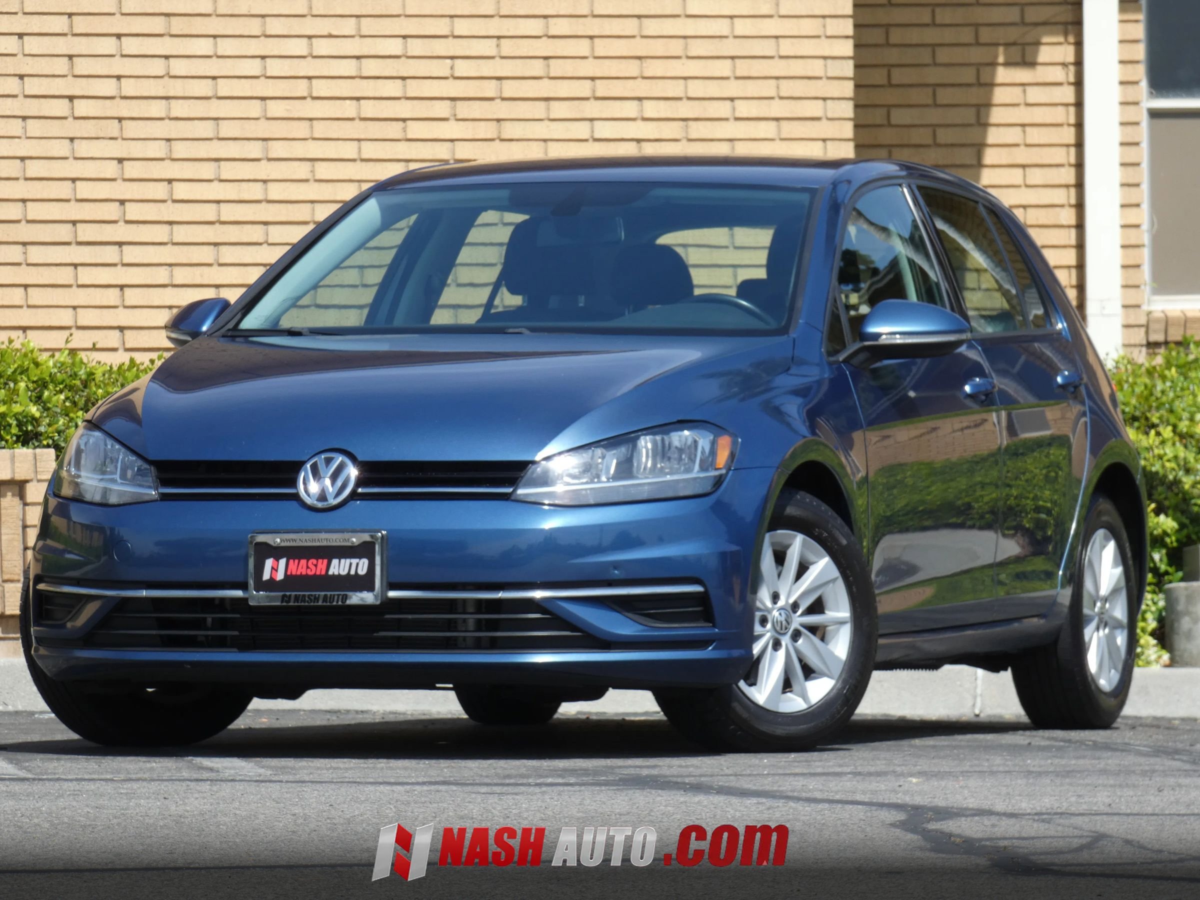 Used 2018 Volkswagen Golf S FWD image 4
