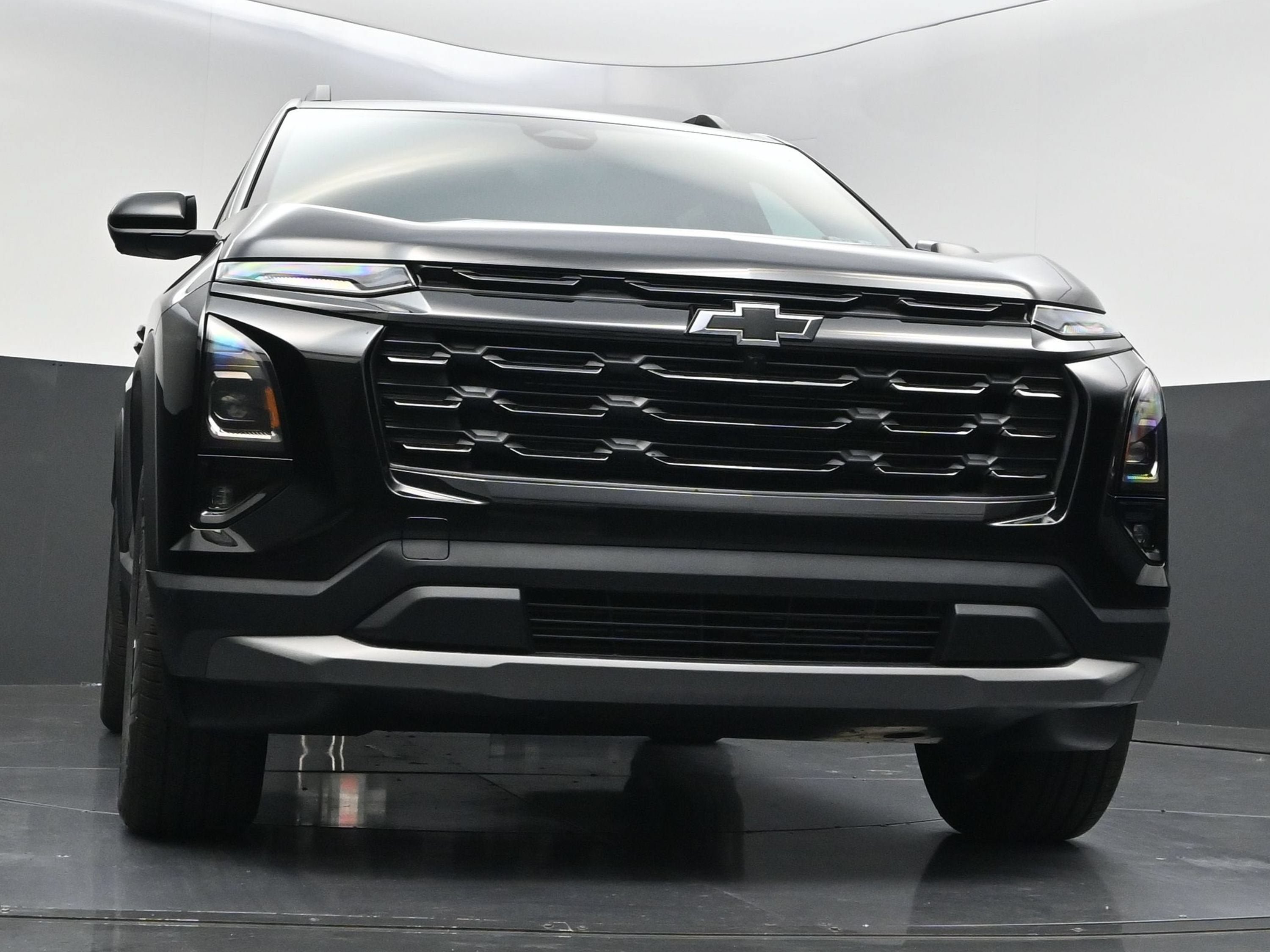 New 2027 Chevrolet Equinox LT w/ Convenience Package II FWD image 36