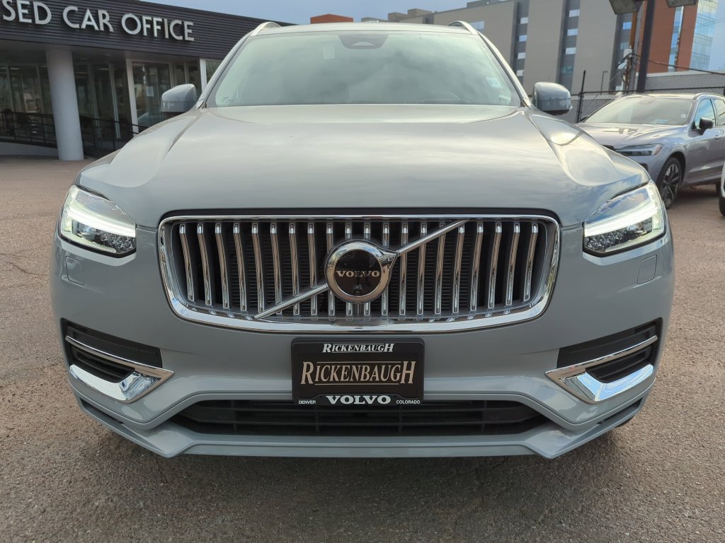 Used 2024 Volvo XC90 T8 Ultimate AWD/4WD image 2