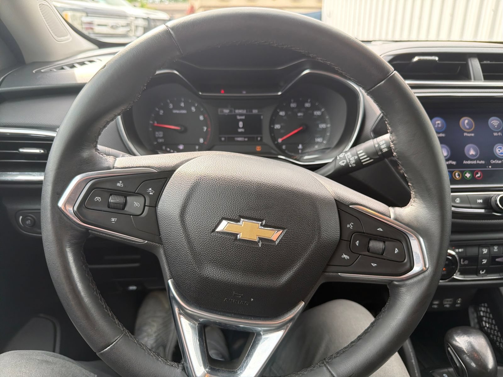 Used 2021 Chevrolet TrailBlazer LT w/ Premium Seating Package FWD image 17