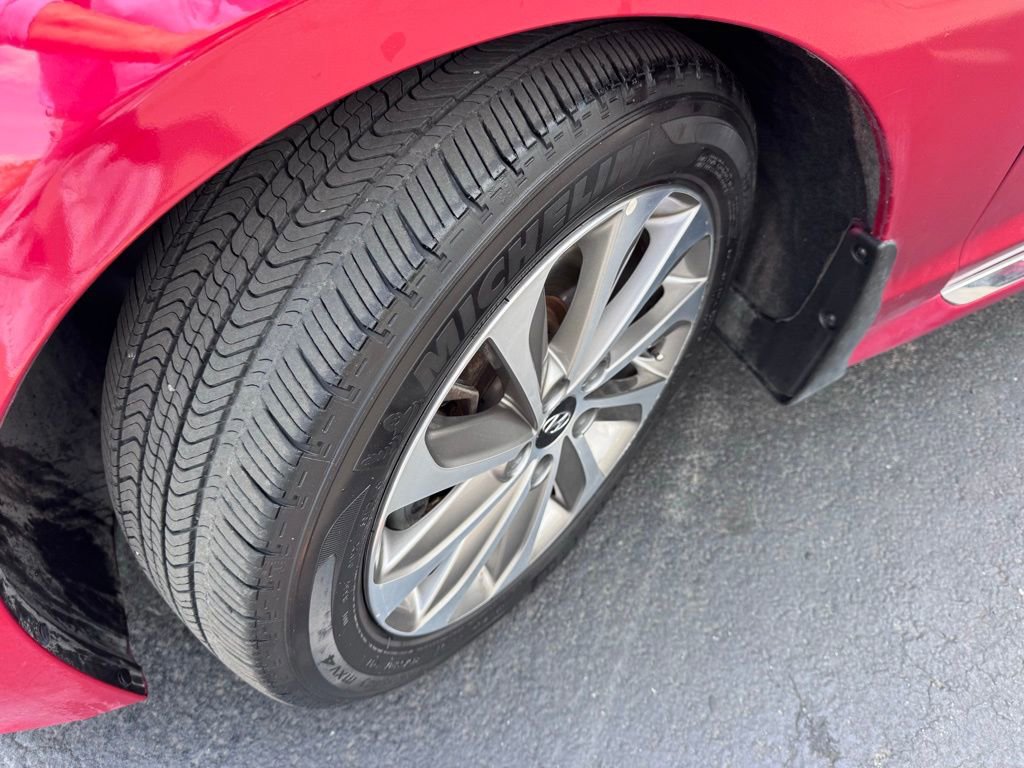 Used 2017 Hyundai Sonata Sport w/ Value Edition Package 02 FWD image 14