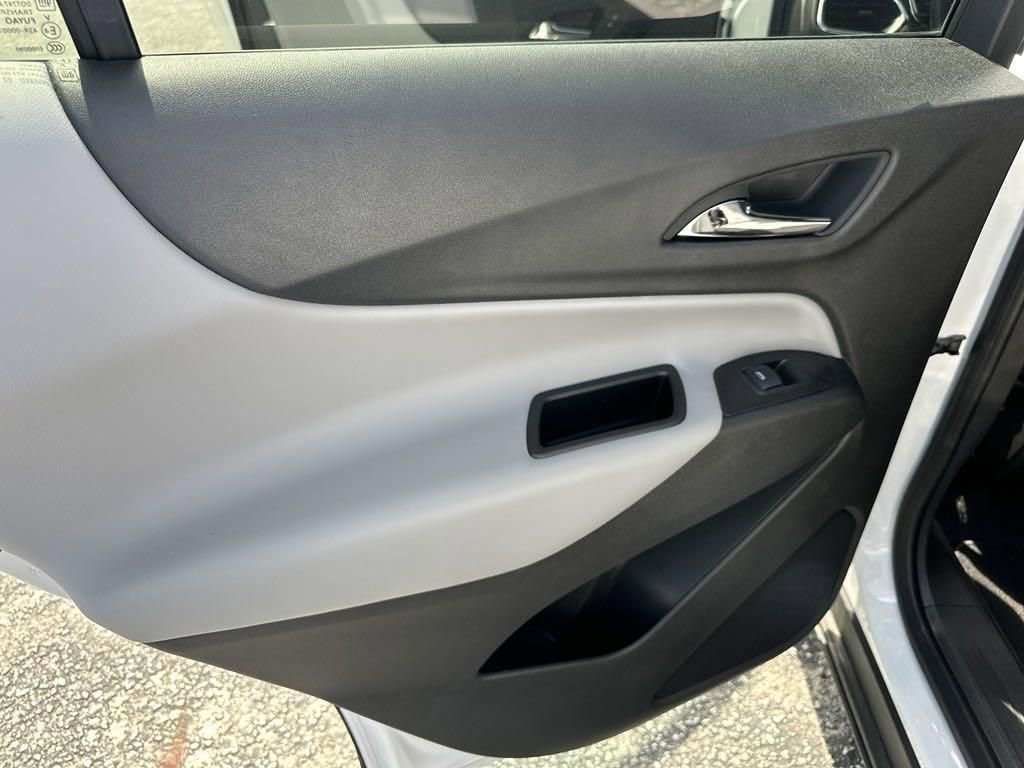 New 2024 Chevrolet Equinox LS w/ LS Convenience Package image 10