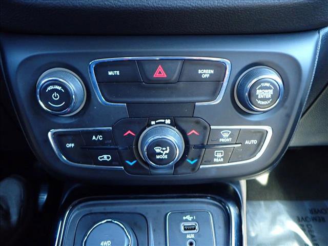 Used 2019 Jeep Compass Limited image 18