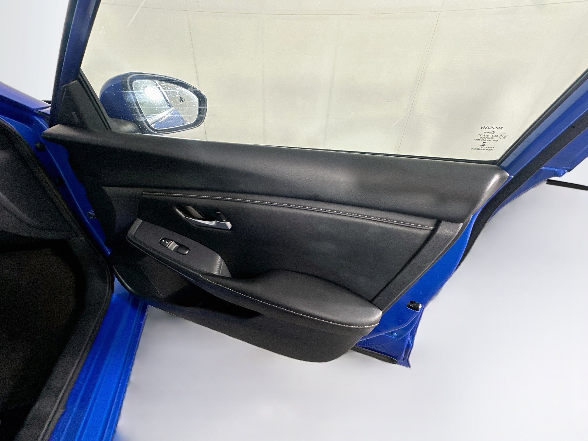 Used 2025 Nissan Sentra SV w/ All-Weather Package FWD image 30