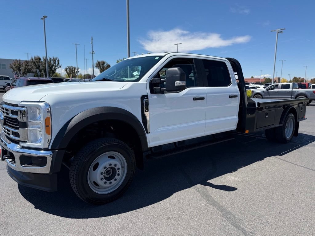 Used 2023 Ford F550 4x4 Crew Cab Super Duty w/ XL Chrome Package image 3