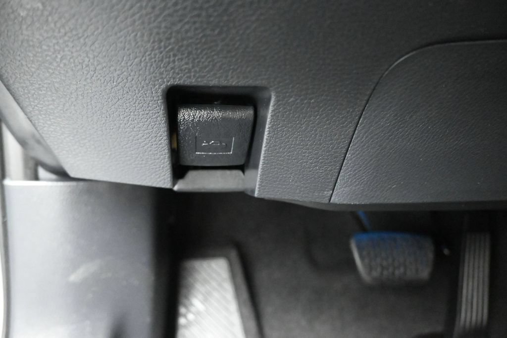 Used 2021 Toyota Avalon Limited w/ Advanced Safety Package FWD image 28