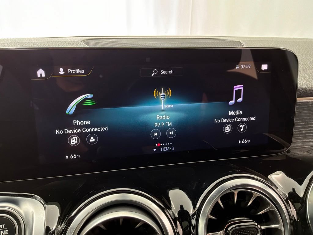 Used 2023 Mercedes-Benz GLB 250 image 18