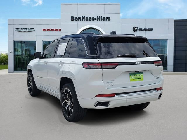 Used 2024 Jeep Grand Cherokee Summit AWD/4WD image 4