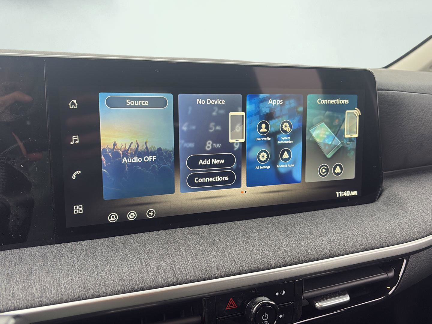 New 2026 Nissan Kicks S image 25