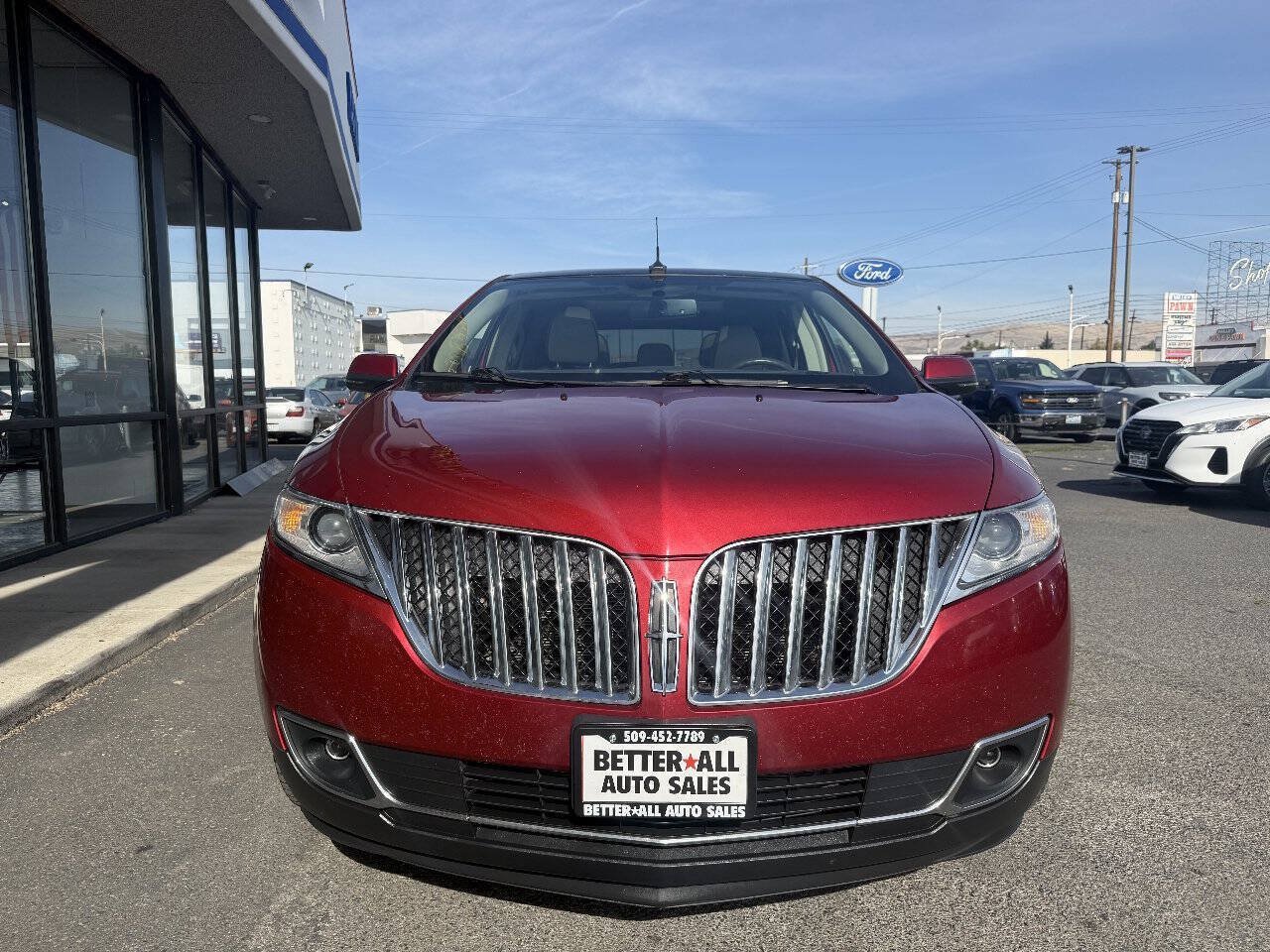 Used 2013 Lincoln MKX AWD image 2
