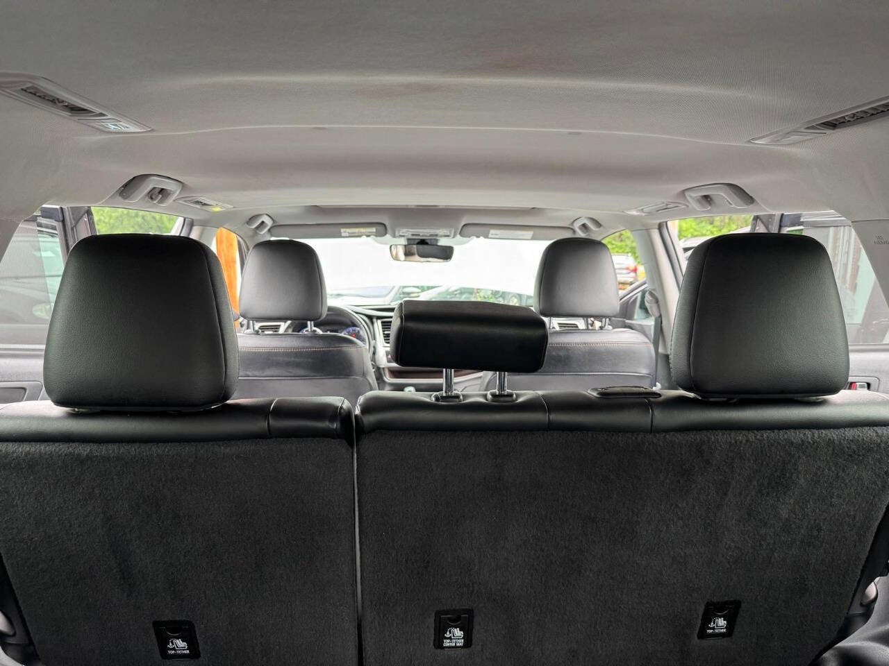 Used 2019 Toyota Highlander XLE image 37