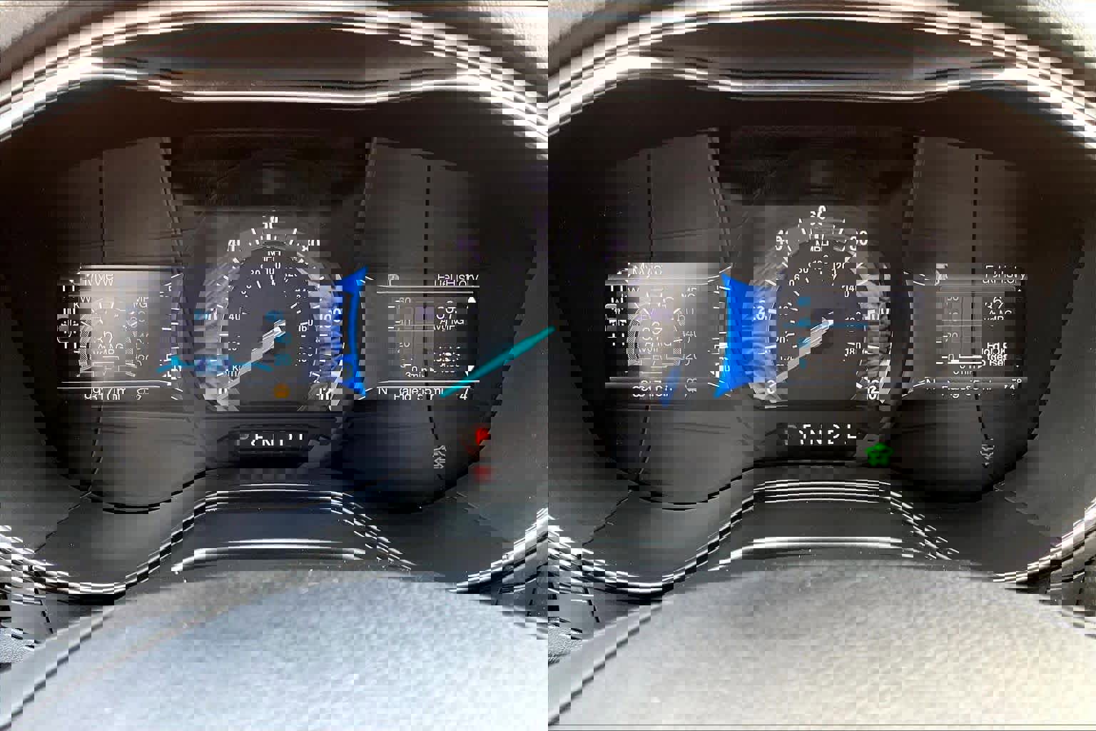 Used 2020 Ford Fusion SE image 26