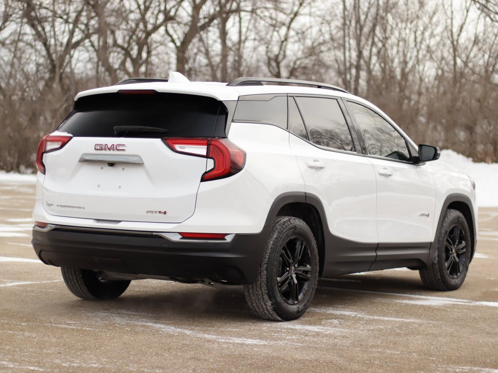 Used 2022 GMC Terrain AT4 image 7