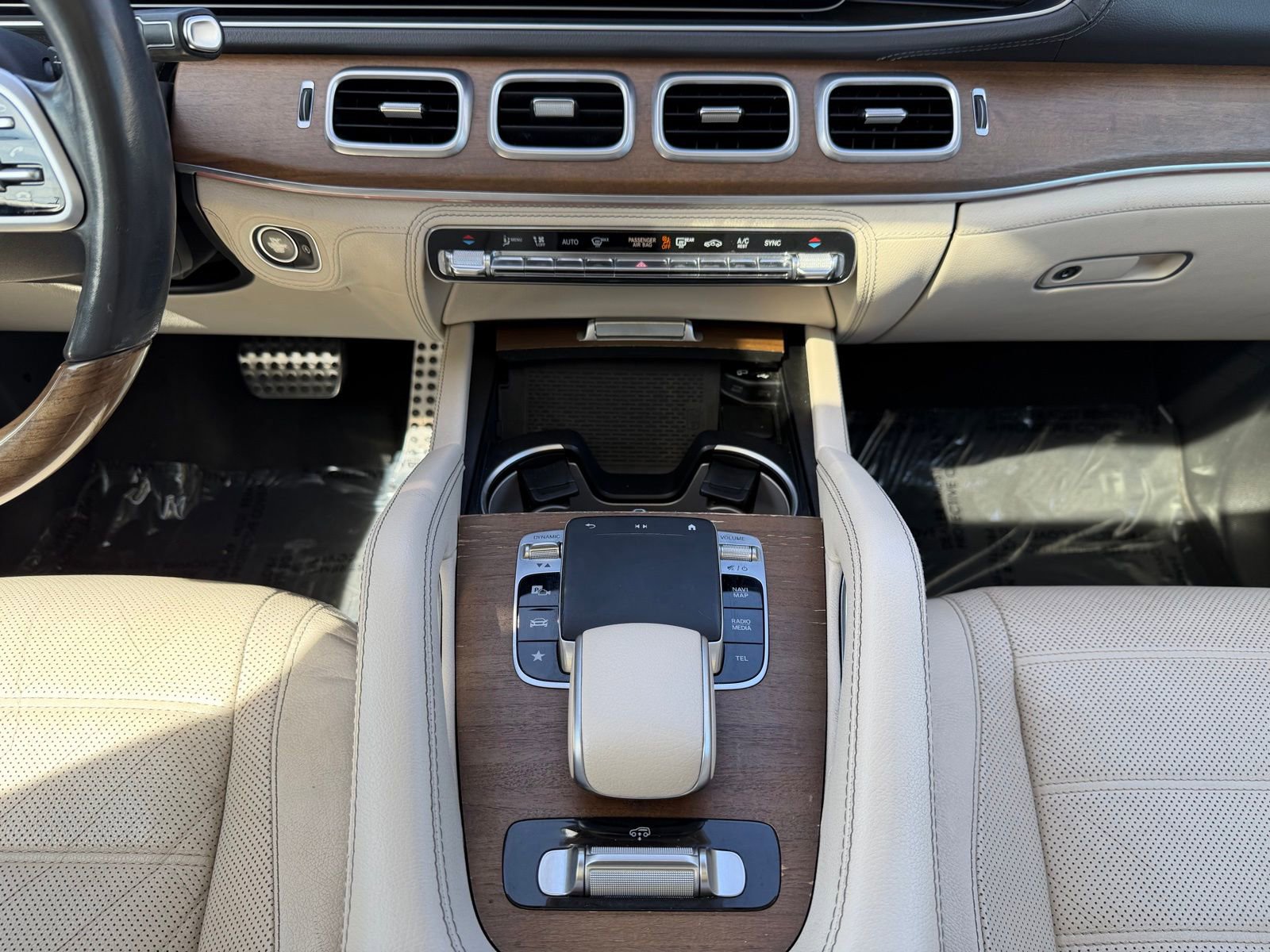Used 2020 Mercedes-Benz GLS 580 4MATIC image 15
