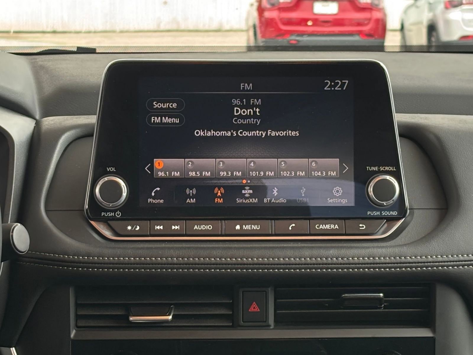 Used 2025 Nissan Rogue SV FWD image 20