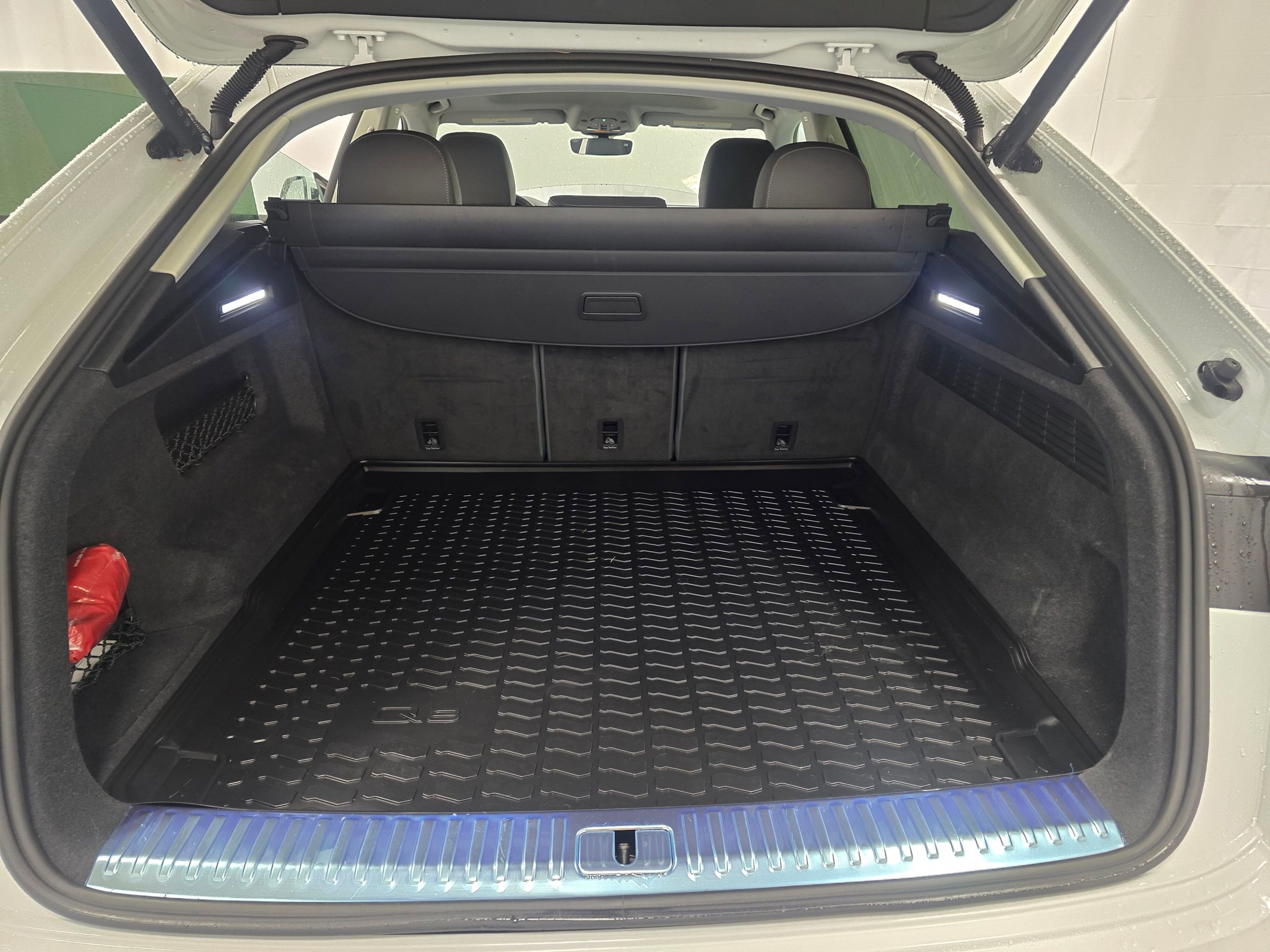 Certified 2025 Audi Q8 Premium Plus w/ Premium Plus Package image 11