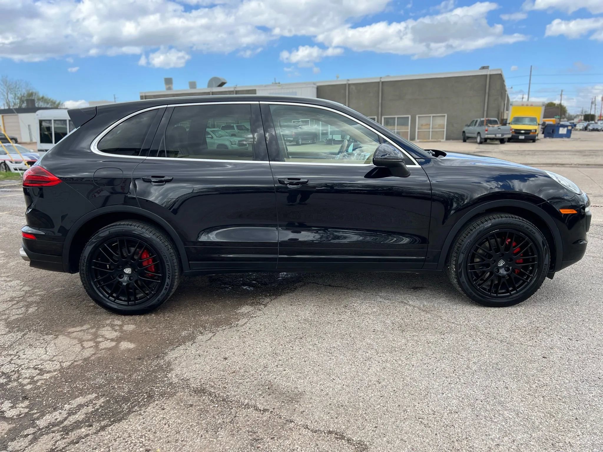 Used 2015 Porsche Cayenne S AWD/4WD image 10