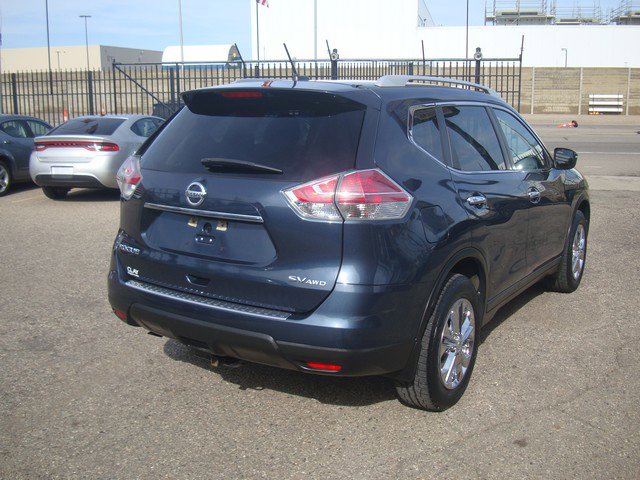 Used 2015 Nissan Rogue SV image 5