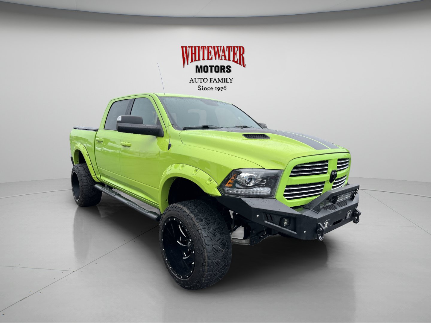 Used 2017 RAM 1500 Sport w/ Sublime Green Sport Package AWD/4WD image 3